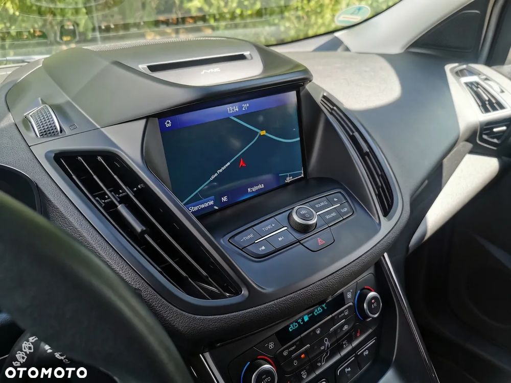 Ford Kuga 1.5 EcoBoost 2x4 Titanium - 15