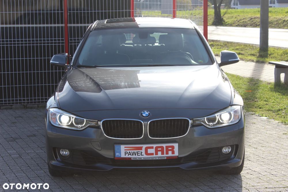BMW Seria 3 320i Sport-Aut - 2