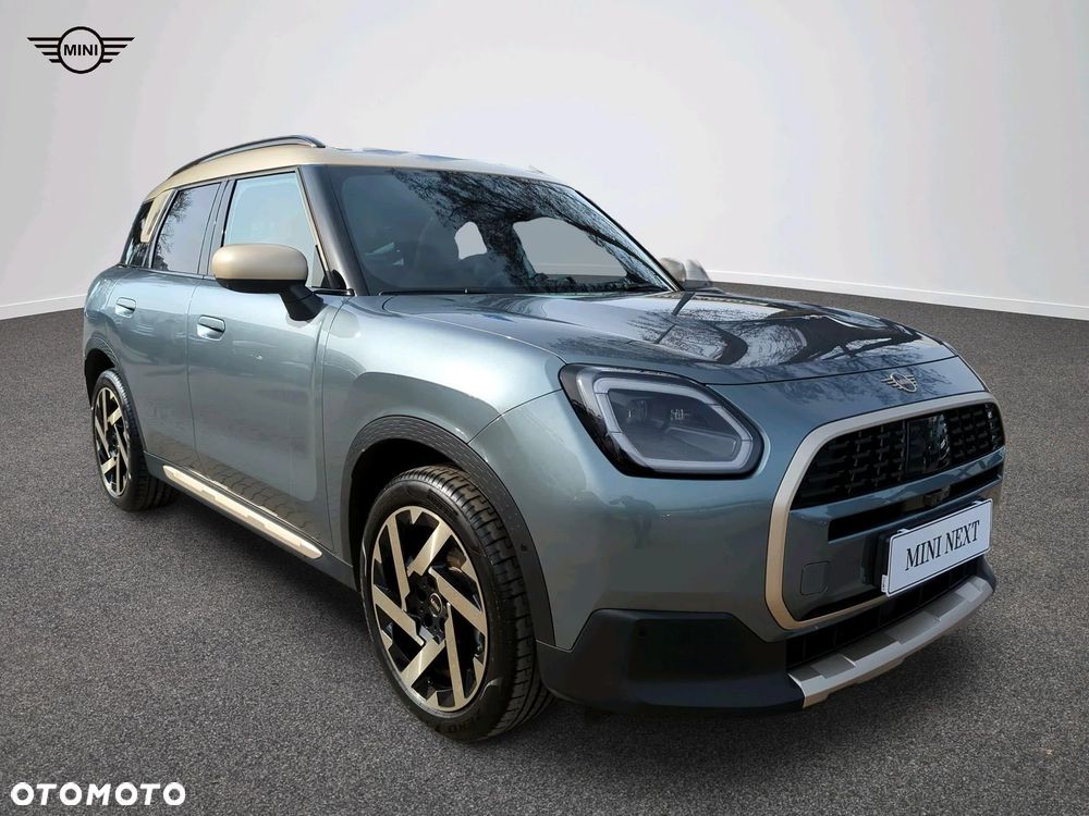 MINI Countryman C mHEV Linia Favoured - 1