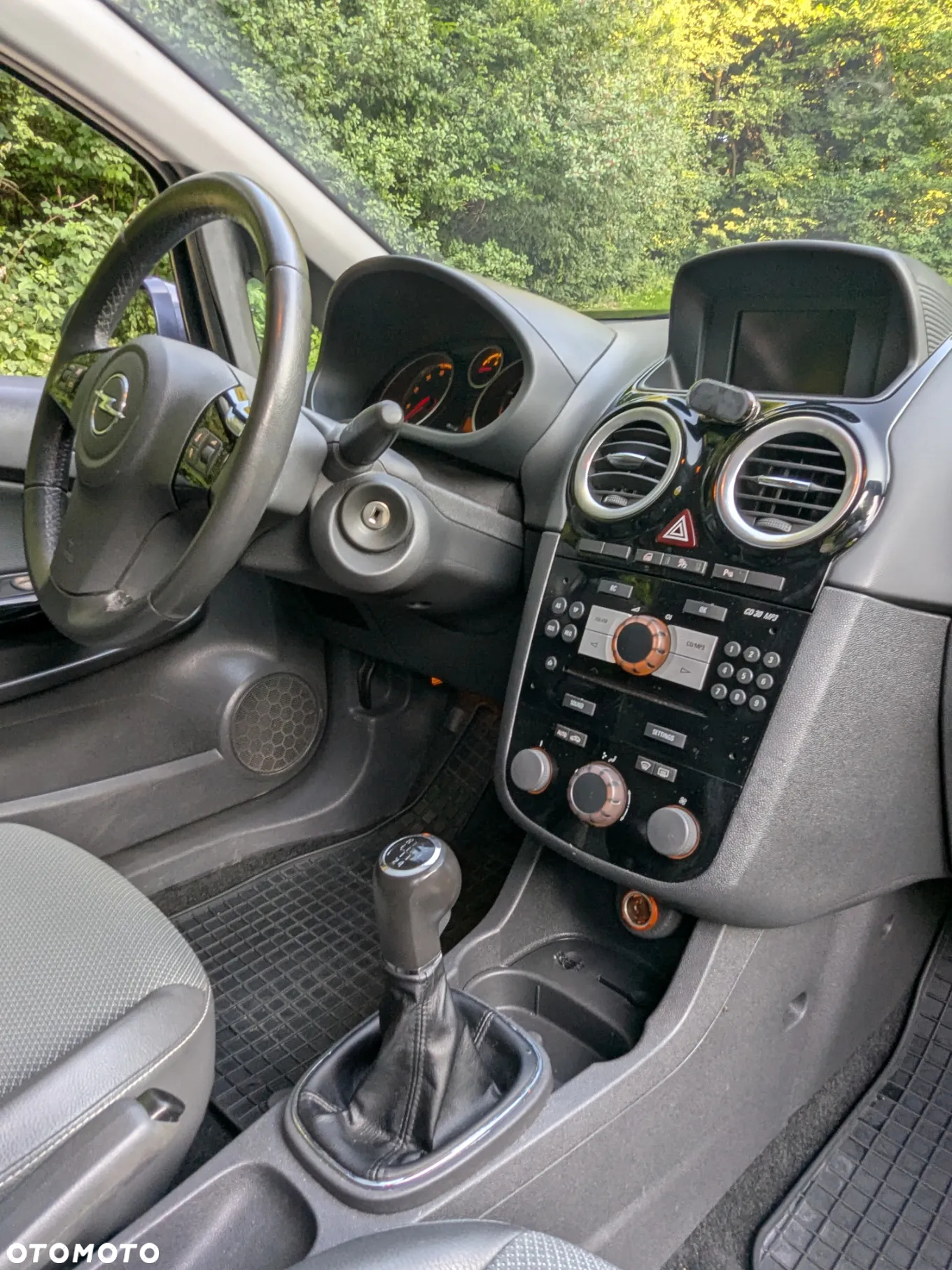 Opel Corsa - 18