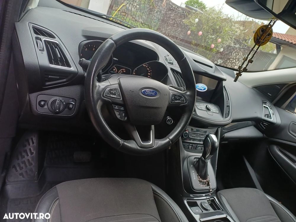 Ford Kuga 2.0 TDCi 4x4 Aut. Individual - 6