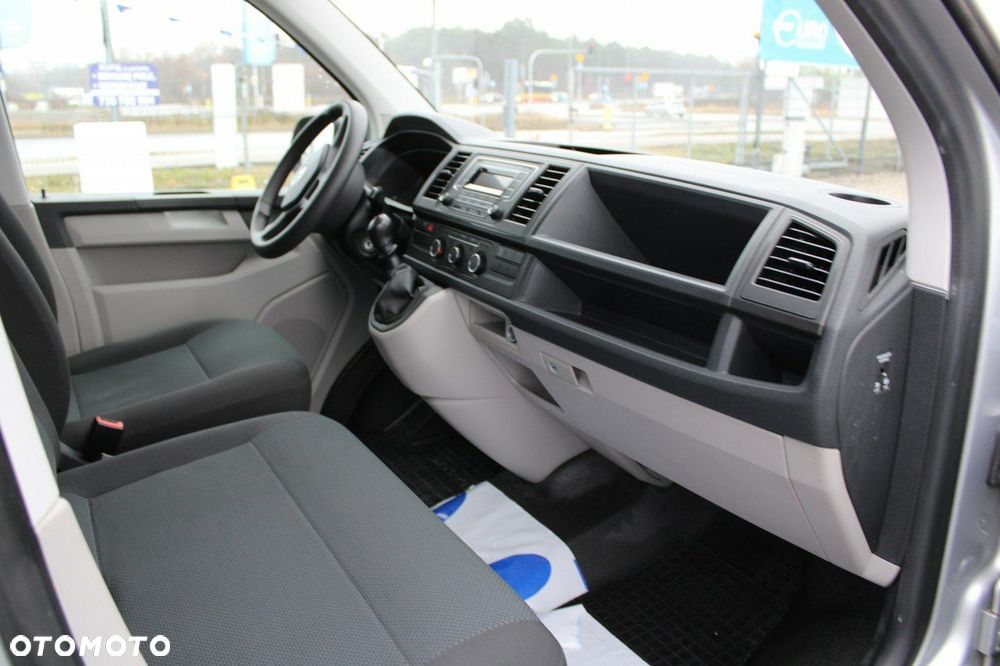 Volkswagen Transporter - 15