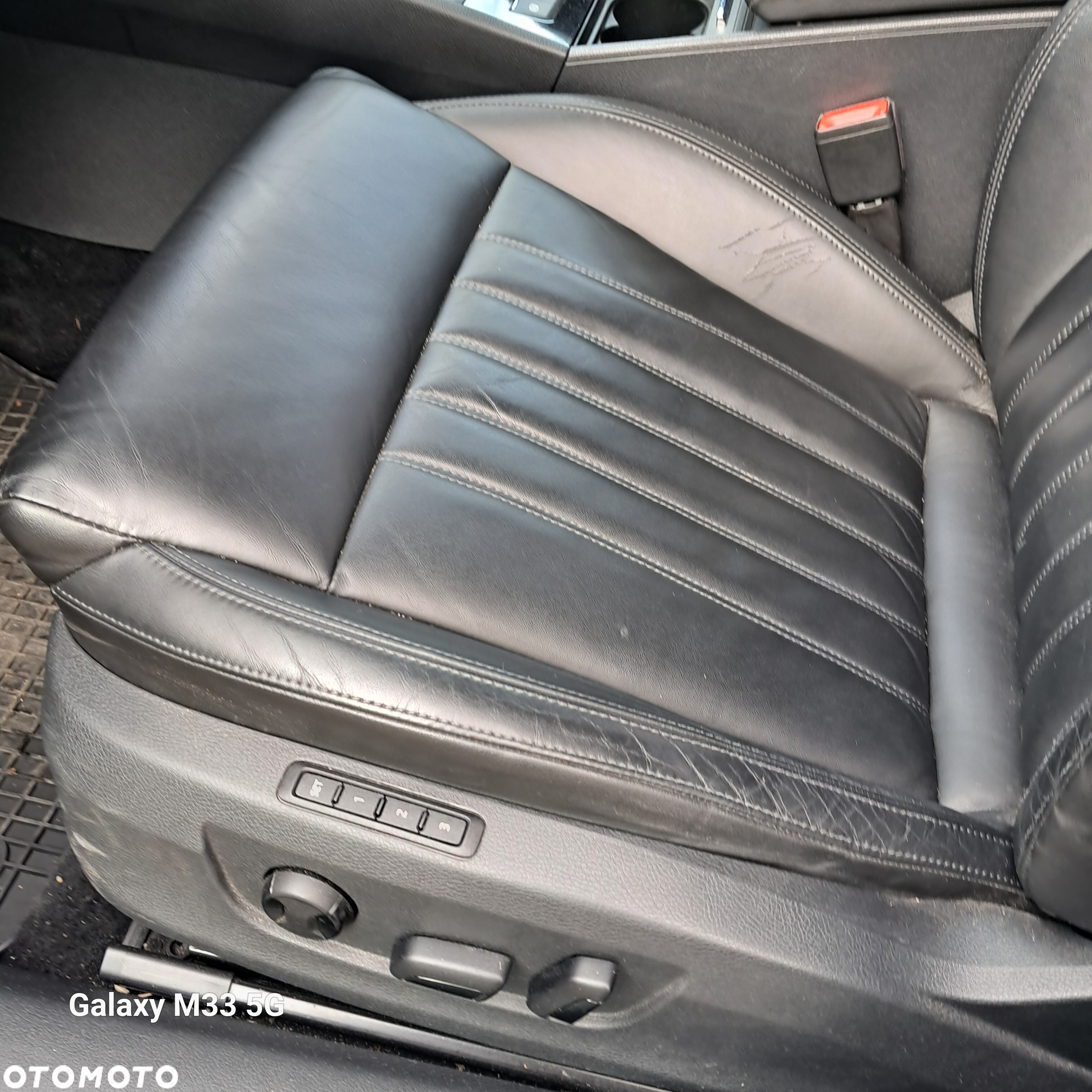 Skoda Superb Combi 2.0 TDI DSG L&K - 13