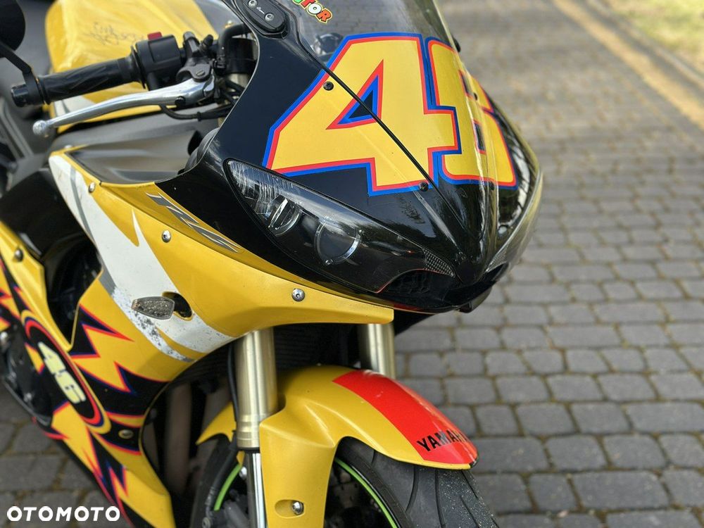 Yamaha R6 - 9
