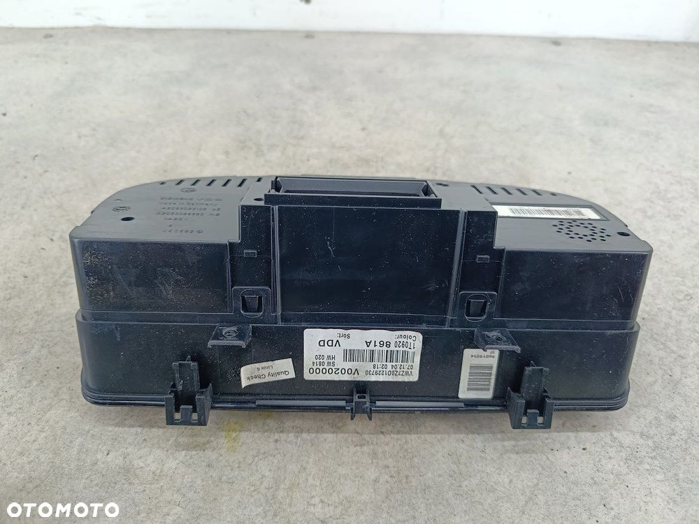 LICZNIK VW TOURAN I 1T0920861A VDO 1.9 TDI - 4