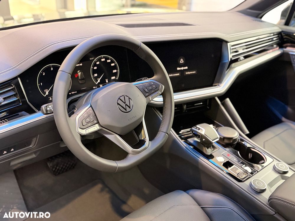 Volkswagen Touareg V6 TDI 4MOTION Elegance - 5