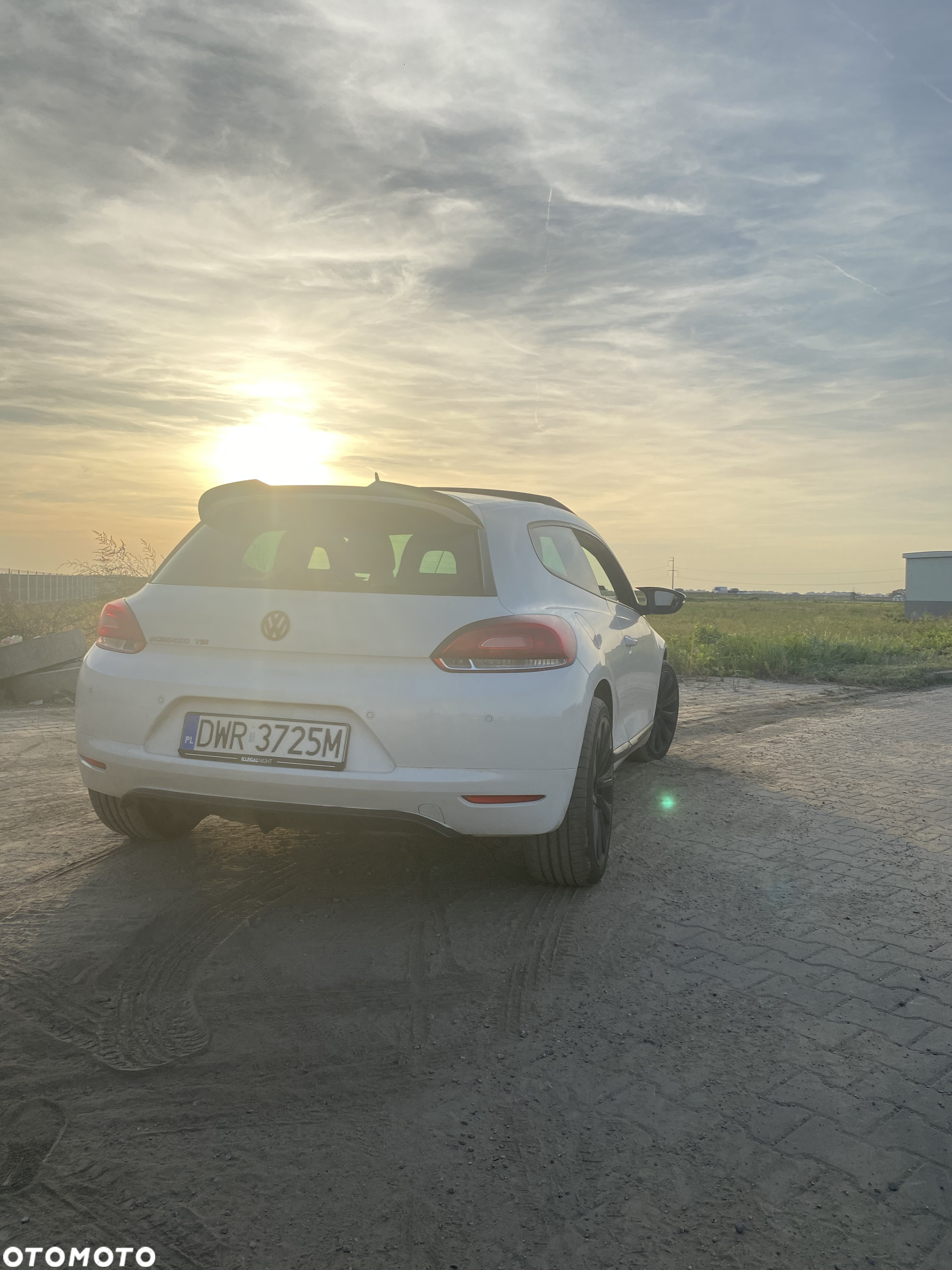 Volkswagen Scirocco 1.4 TSI DSG - 11