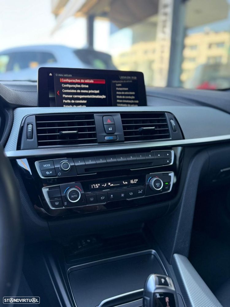 BMW 330 - 23