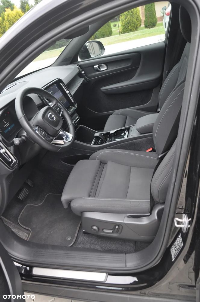 Volvo XC 40 Recharge Plus - 16