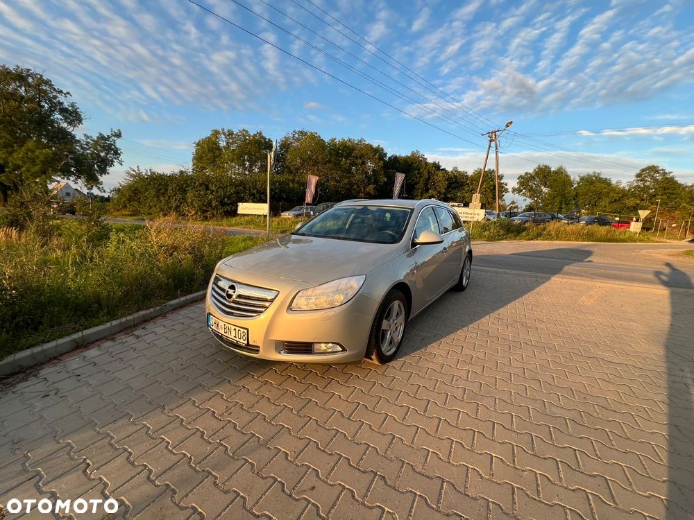 Opel Insignia - 1