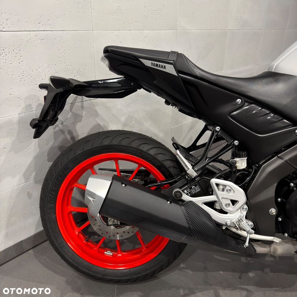 Yamaha MT - 6