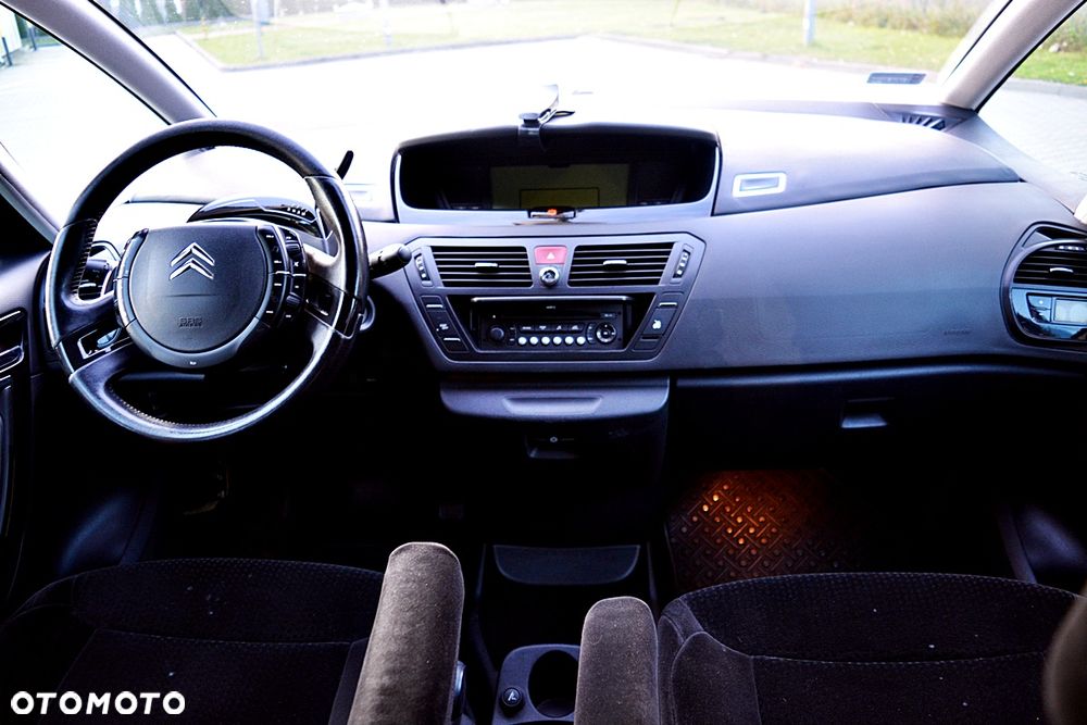 Citroën C4 Grand Picasso 2.0 HDi FAP Exclusive - 6