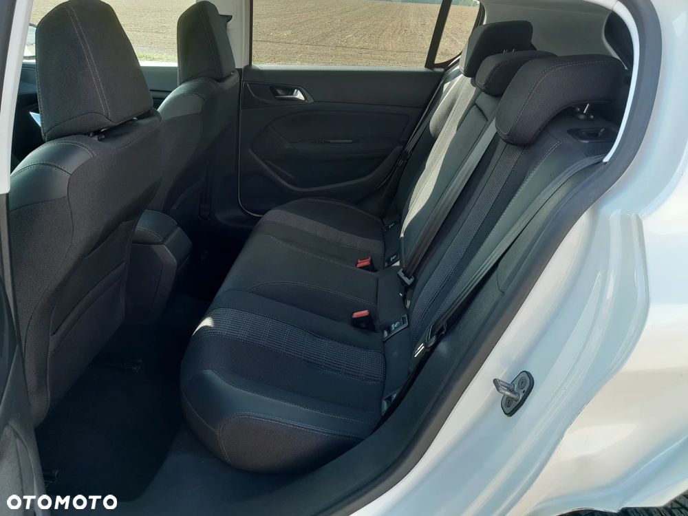 Peugeot 308 - 10