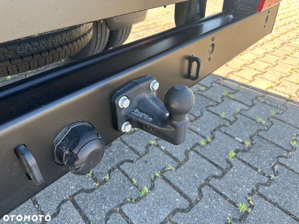 Volkswagen Crafter Skrzyniowy z podwójną kabiną - 27