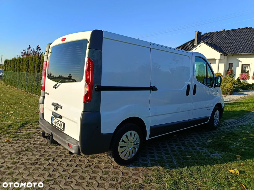 Renault Trafic - 11