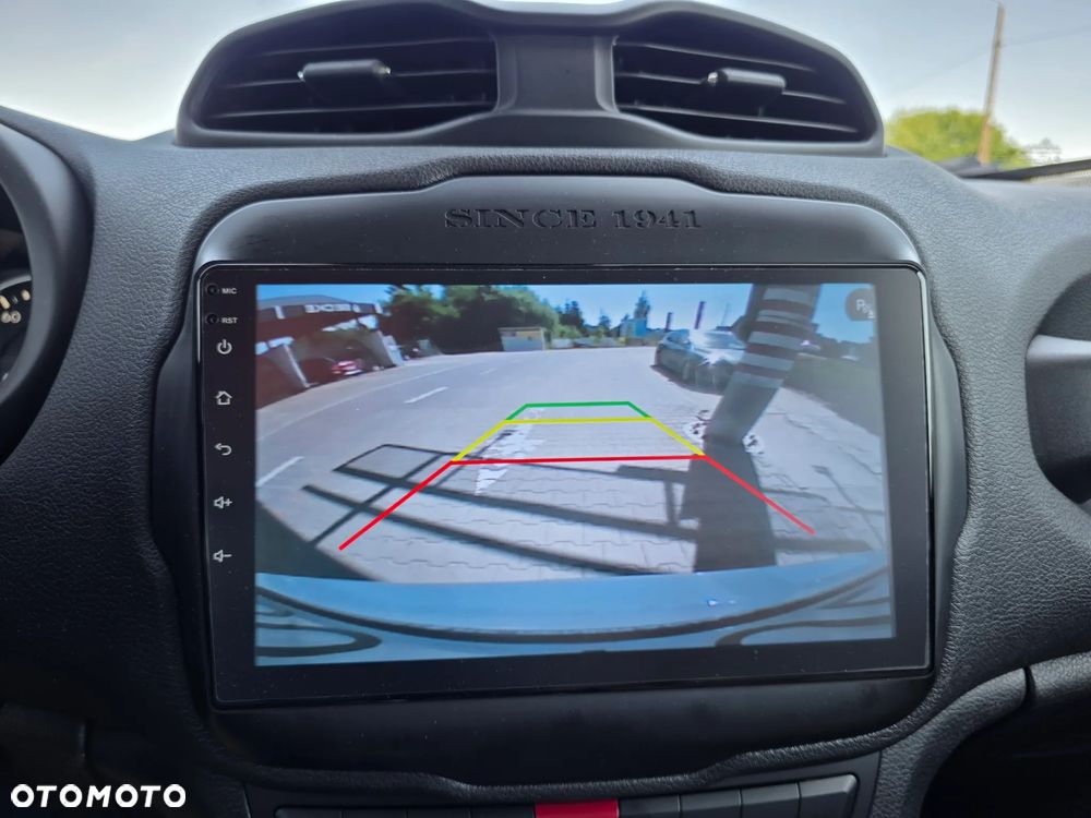 Jeep Renegade - 19
