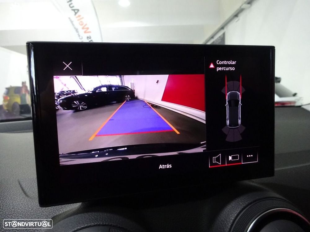 Audi Q2 30 TDI Advanced - 26