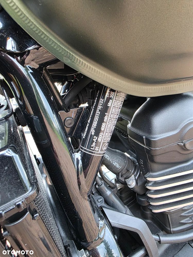 Triumph Scrambler - 19
