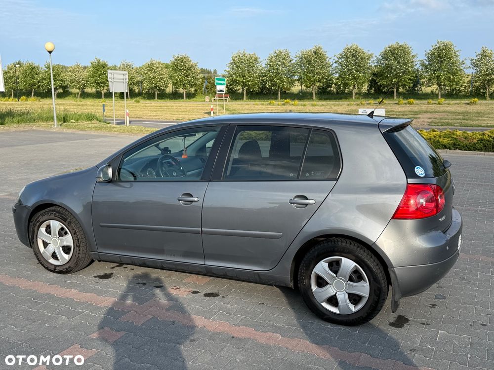 Volkswagen Golf - 4