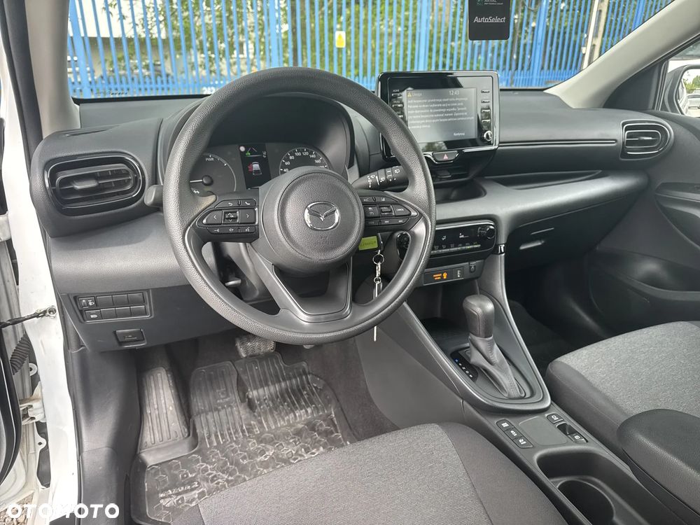 Mazda 2 - 10