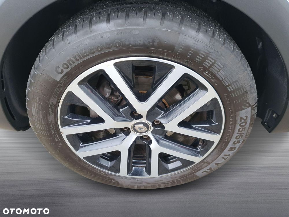Renault Captur - 19