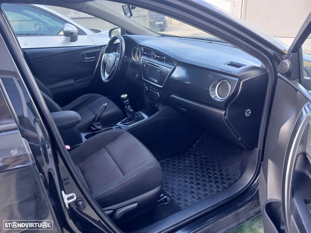 Toyota Auris Touring Sports 1.4 D-4D Com+P.Sport - 7
