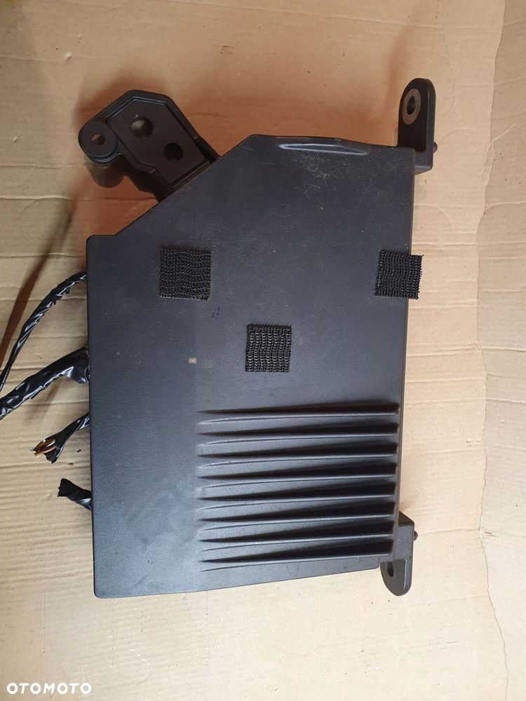 Volvo XC40 II WZMACNIACZ AUDIO 32265284AA - 4