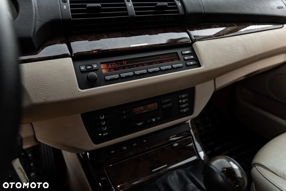 BMW X5 3.0 i Edition Exclusive - 31