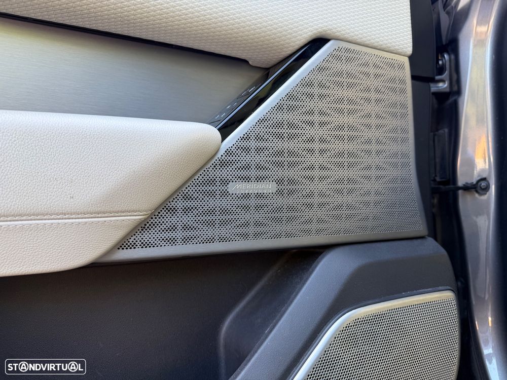 Land Rover Range Rover Velar 3.0 D300 AWD R-Dynamic S - 18