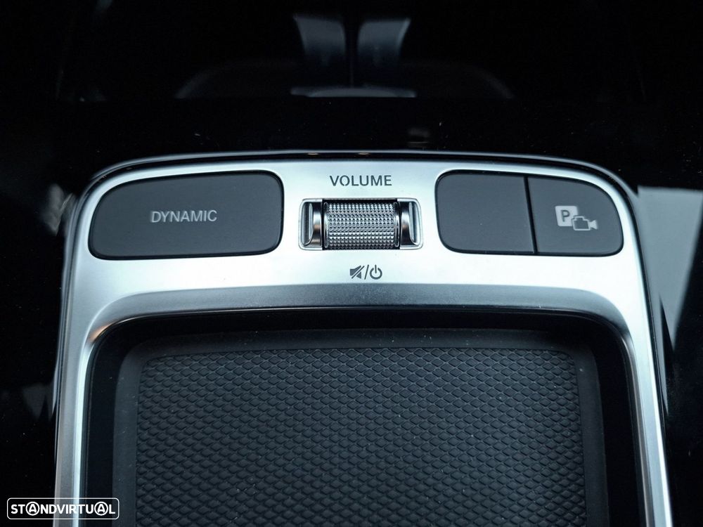 Mercedes-Benz A 250 e - 21