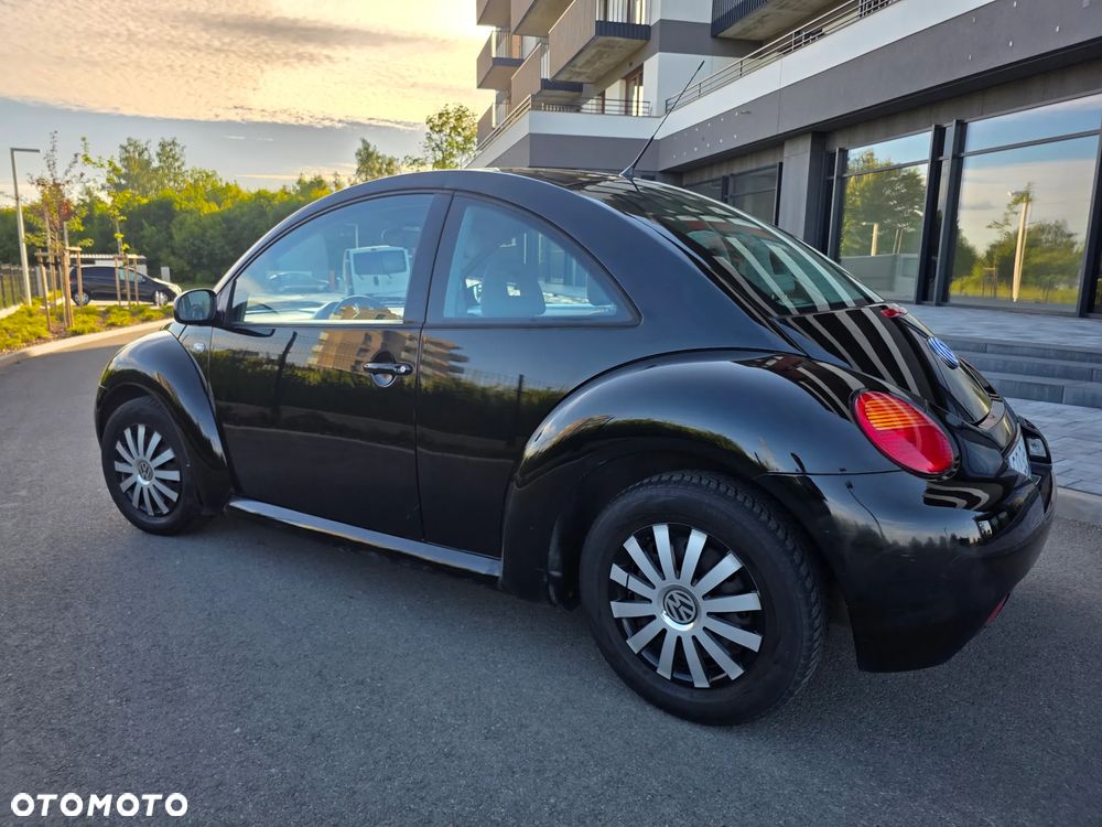 Volkswagen New Beetle - 10