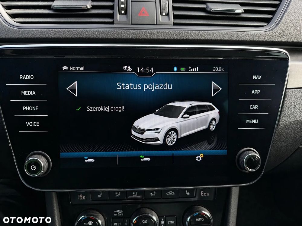 Skoda Superb 1.4 TSI Plug-In Hybrid Sportline DSG - 9