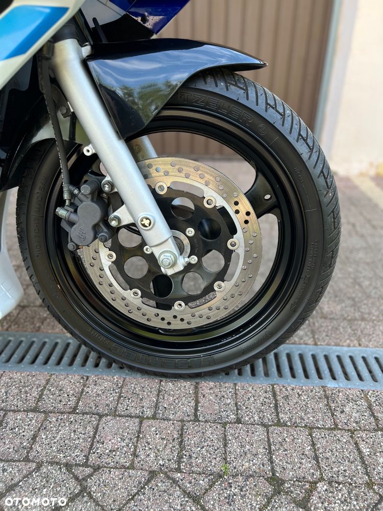 Suzuki GS - 13
