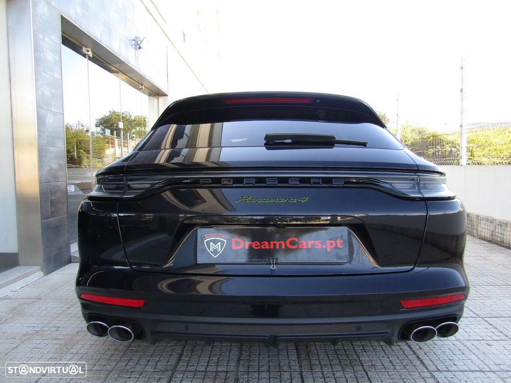 Porsche Panamera 4 E-Hybrid — fotografia 7
