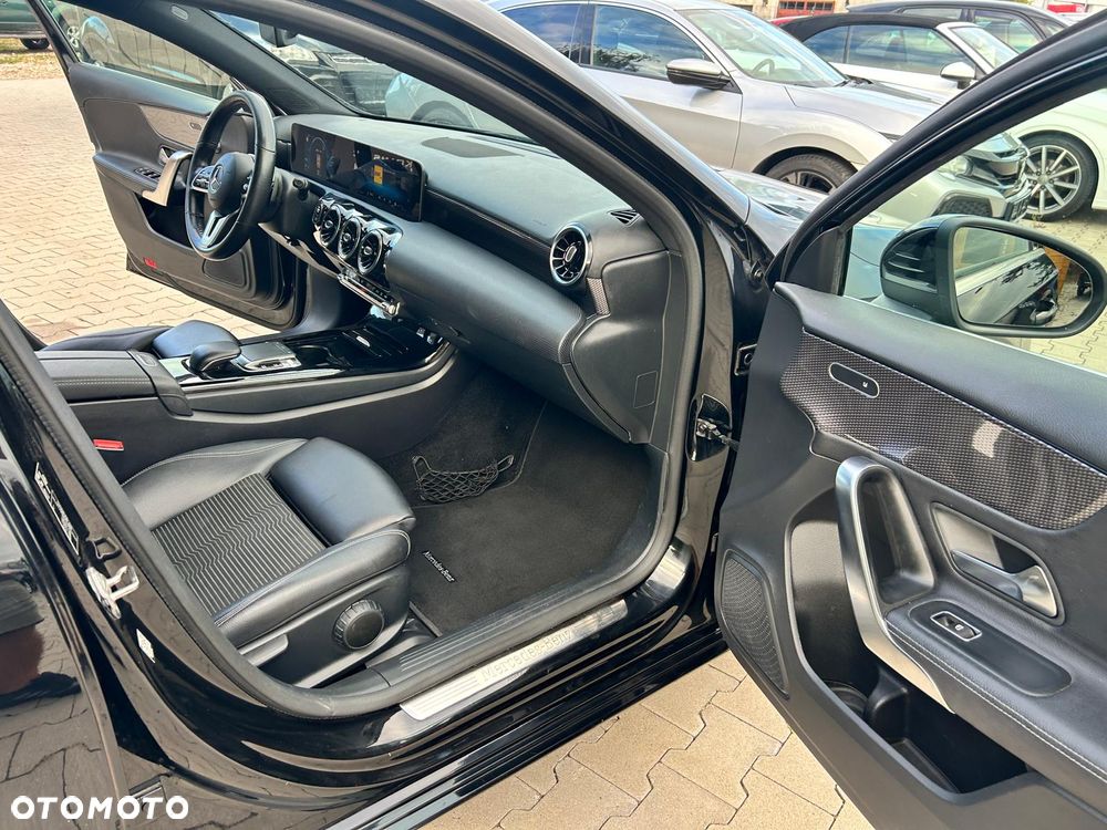 Mercedes-Benz Klasa A 200 7G-DCT - 28
