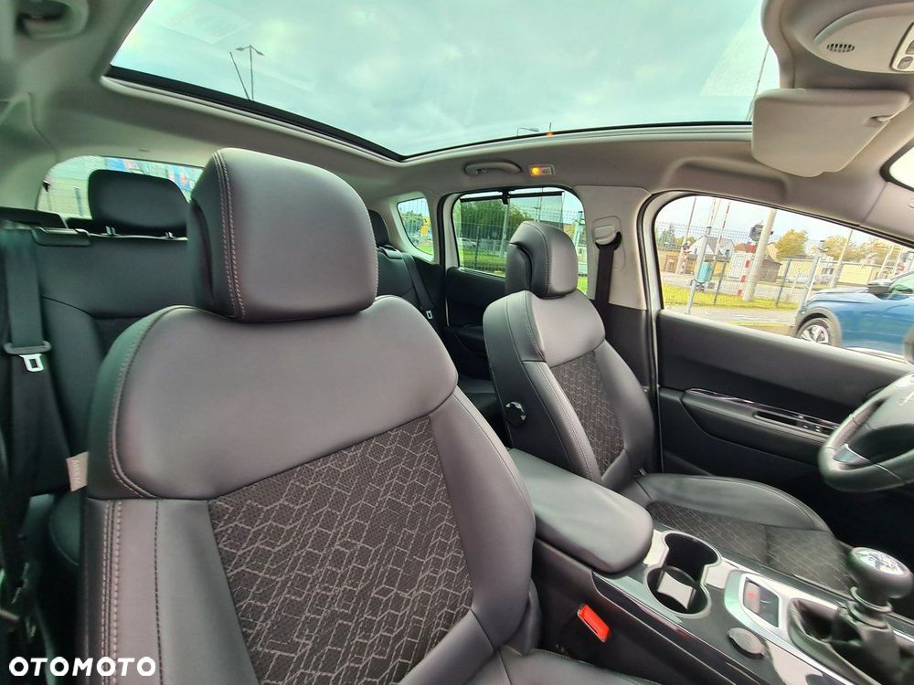Peugeot 3008 1.6 BlueHDi Allure S&S - 24
