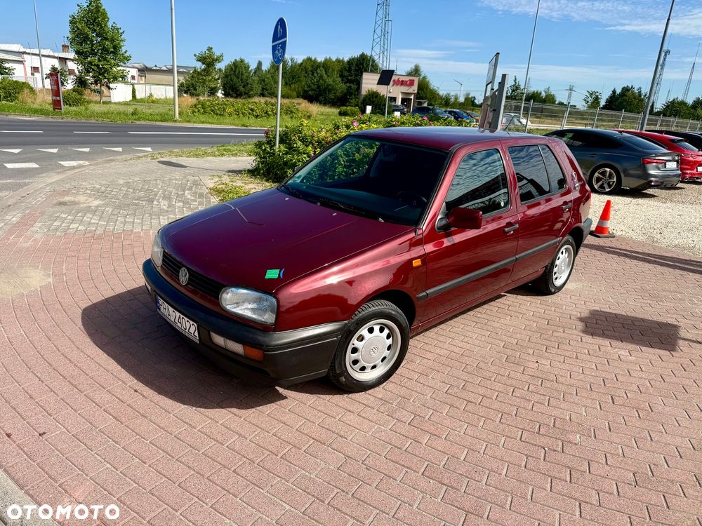 Volkswagen Golf 1.6 GL - 2