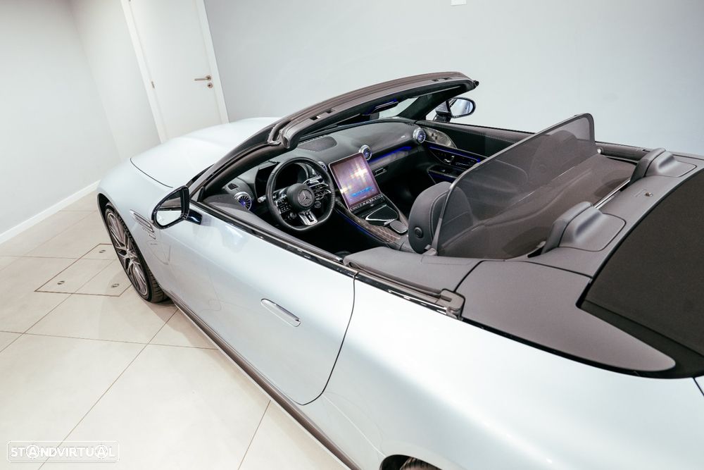 Mercedes-Benz SL 63 AMG 4Matic+ - 24
