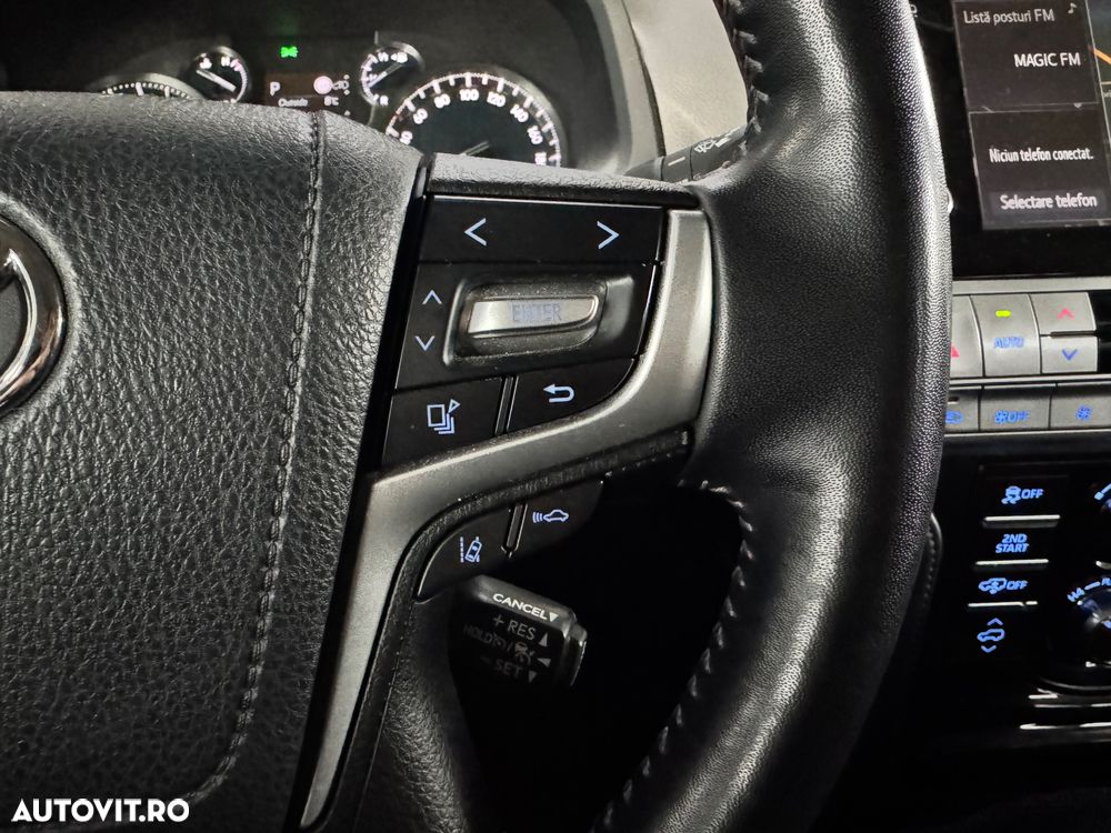 Toyota Land Cruiser 2.8 D-4D Automatik TEC-Edition - 10