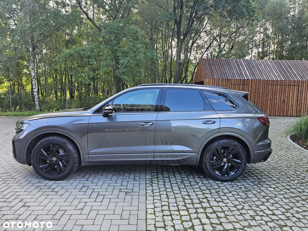 Volkswagen Touareg 3.0 V6 TDI SCR 4Mot R-Line - 2