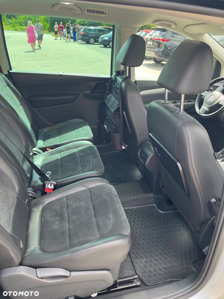 Volkswagen Sharan 2.0 TDI Highline DSG - 10