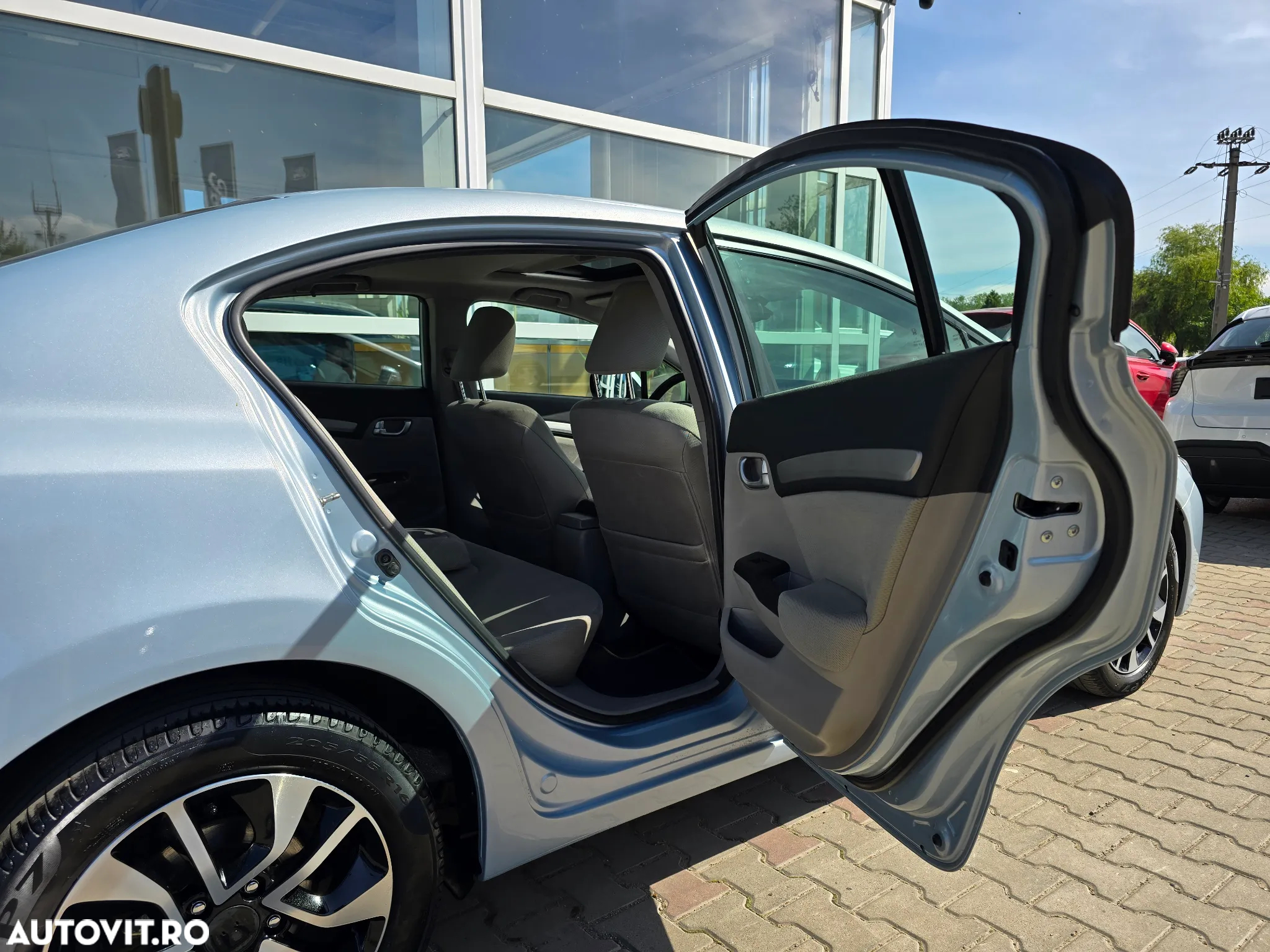 Honda Civic 1.8 i-VTEC MT Executive - 11