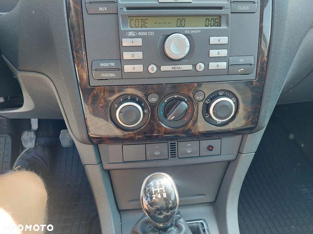 Ford Focus 1.6 TDCi Trend - 5