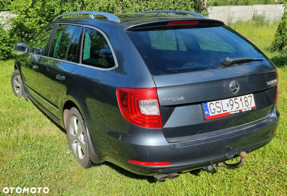 Skoda Superb 2.0 TDI Elegance DSG - 3
