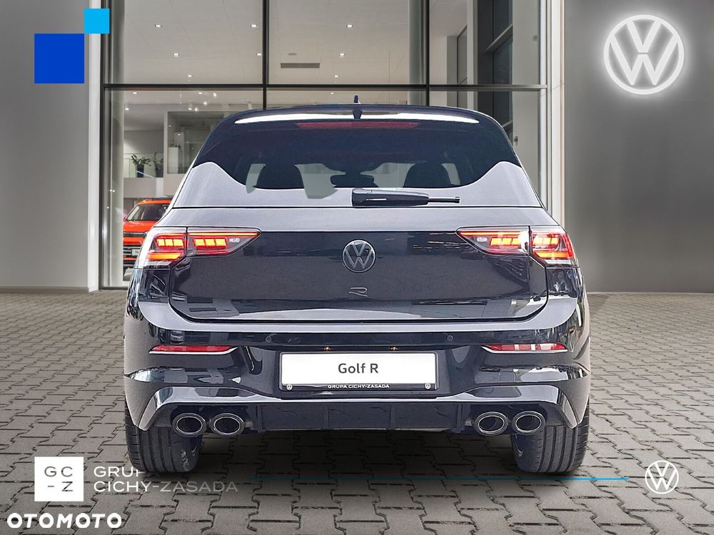 Volkswagen Golf - 5