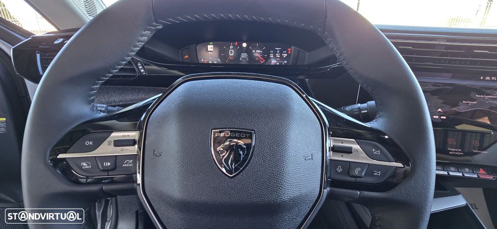 Peugeot 408 1.2 PureTech Allure Pack EAT8 - 23