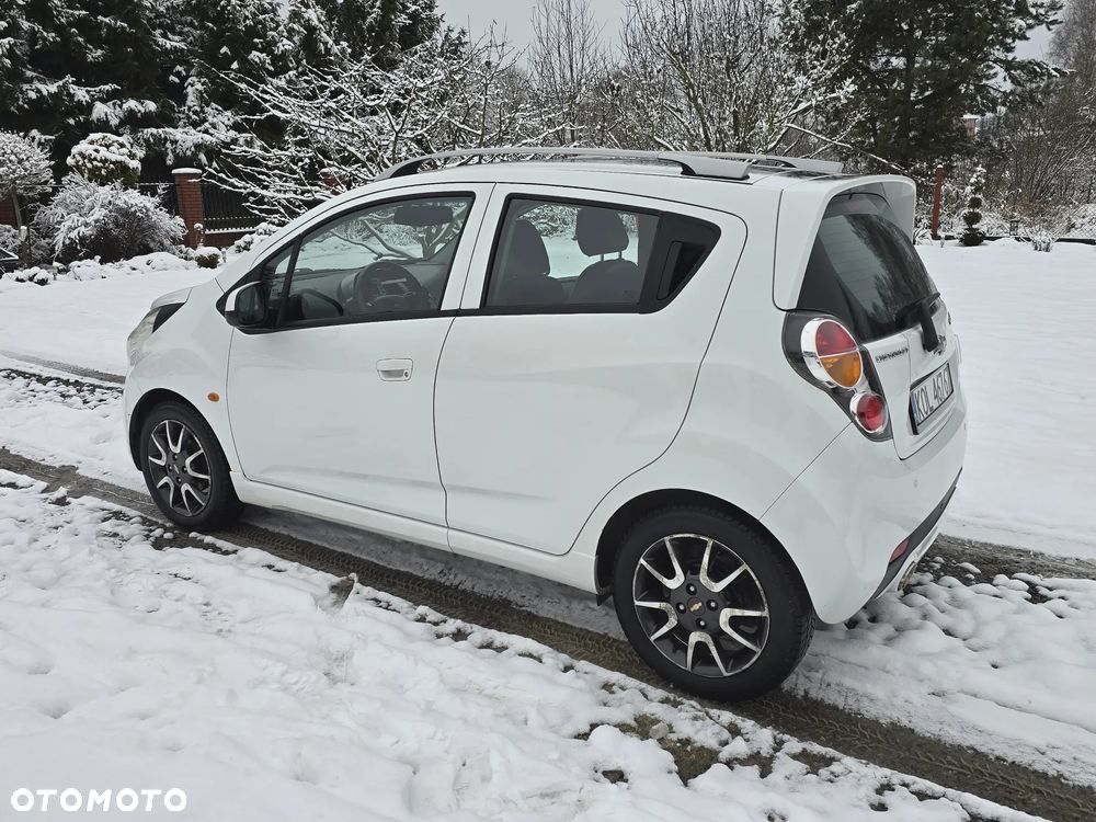 Chevrolet Spark 1.0 LS+ Design - 29