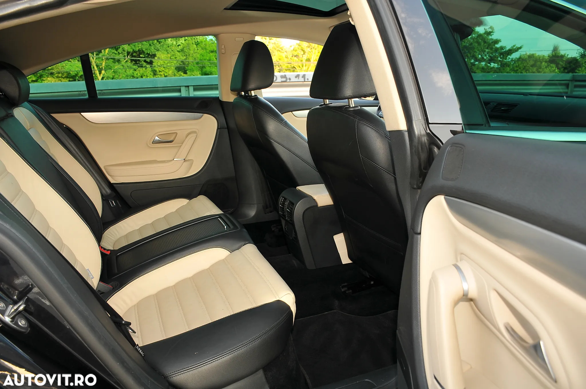 Volkswagen Passat CC 2.0 TDI BlueMotion Technology DSG Exclusive - 5