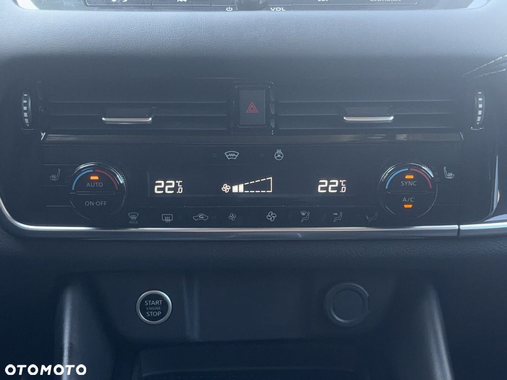 Nissan Qashqai 1.3 DIG-T MHEV N-Connecta Xtronic - 23