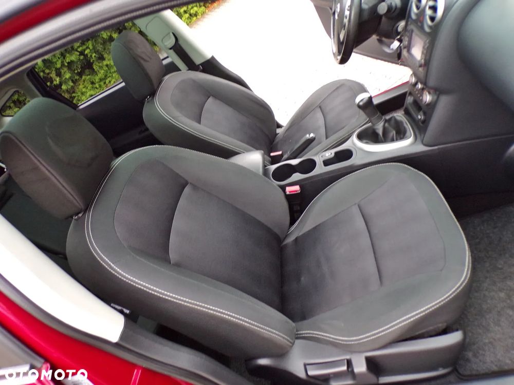 Nissan Qashqai 1.6 360 - 27